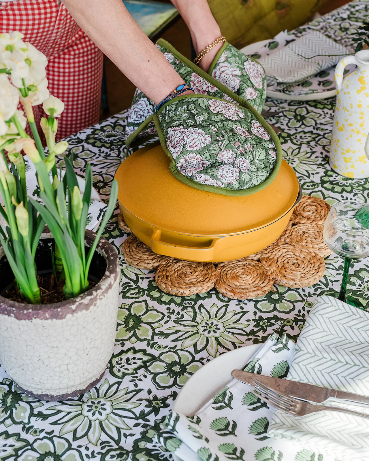 Constance Denny & Meadow Green hand block printed tablecloth - Image 4